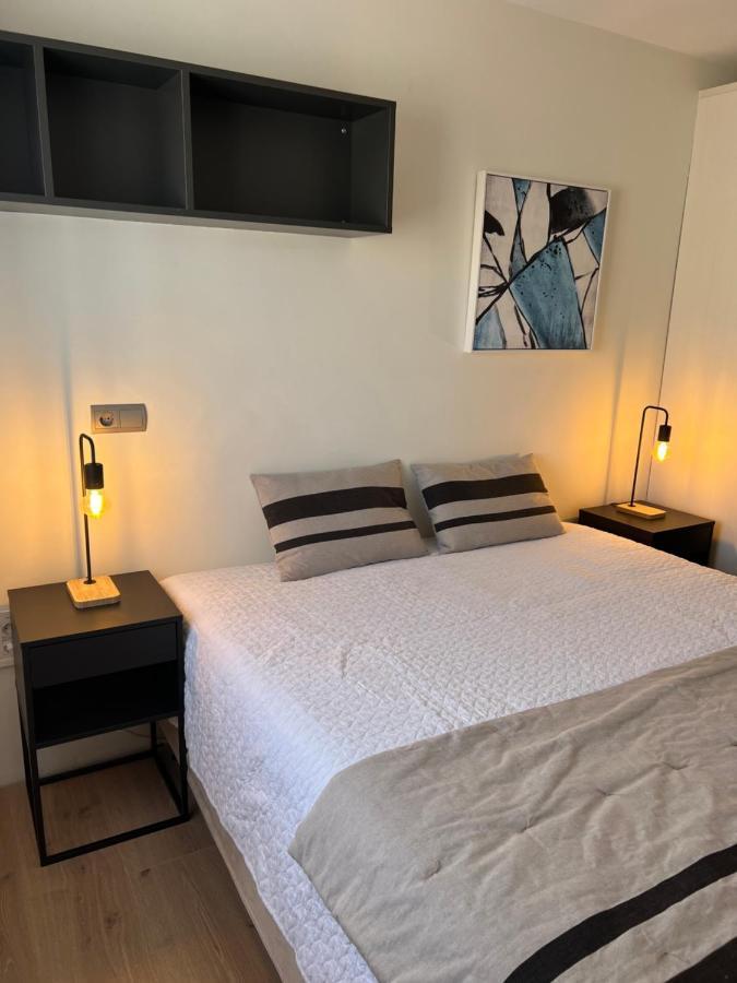 Luxury 190M2 Amplio Apartamento Moderno Con Terraza En La Azotea De 50M2 Junto A La Playa, En El Centro De Torre Del Mar, Malaga, Modern Large Apartment With 50M2 Roof Terrace By The Beach, Right In The Center Of Torre Del Mar, Malaga Dış mekan fotoğraf